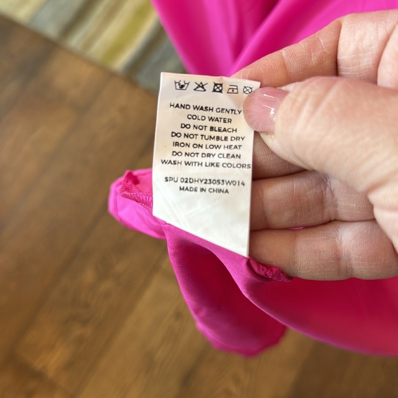 Golden star float dress - US size 22-24 - Picture 8 of 8